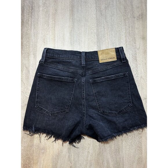 Aritzia Denim Forum The Arlo '50s Short in Black Raw Hem Size 25 - Picture 5 of 6